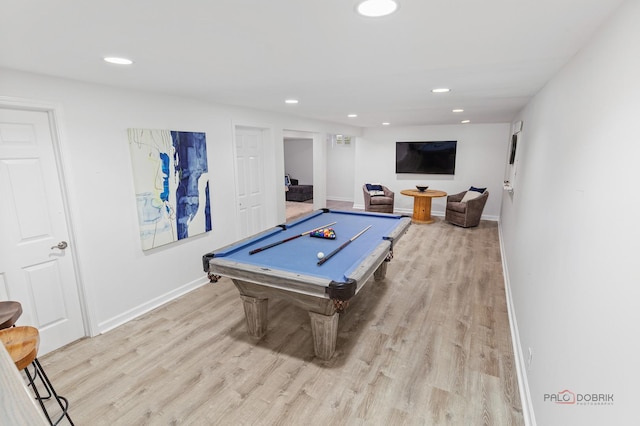 1819 Farm Rd, Lake Forest, IL 60045 - game room featuring light wood-style flooring, billiards table, and recessed lighting