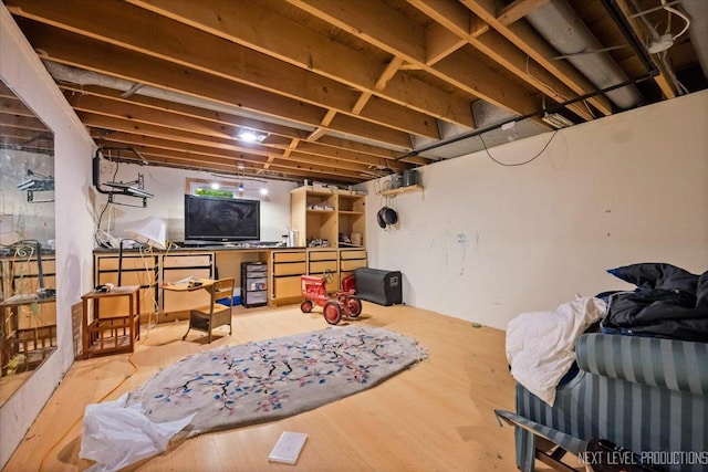 932 S Batavia Ave, Geneva, IL 60134 - unfinished basement featuring wood finished floors