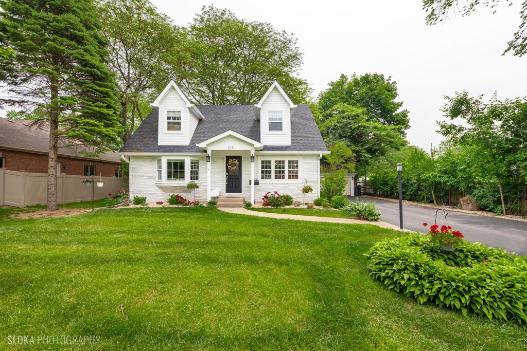 215 Rush St, Roselle, IL 60172 - photo 1