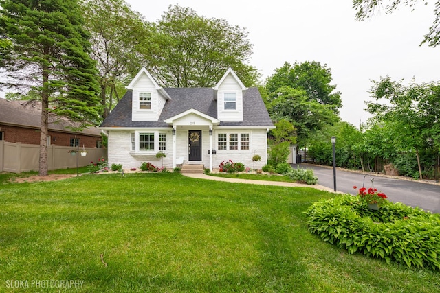 215 Rush St, Roselle, IL 60172 - photo 1