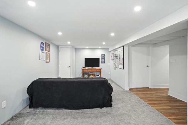 7855 Silver Ct, Orland Park, IL 60462 - living room featuring recessed lighting and wood finished floors