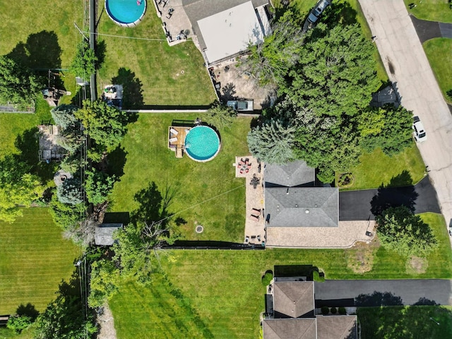 7855 Silver Ct, Orland Park, IL 60462 - drone / aerial view of a pool area