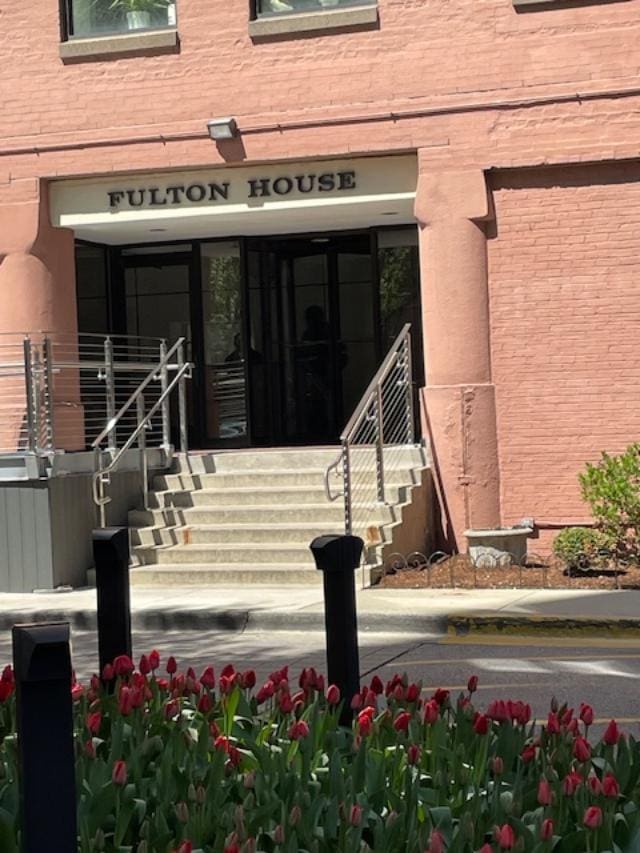 345 N Canal St Unit 1204, Chicago, IL 60606 - view of exterior entry