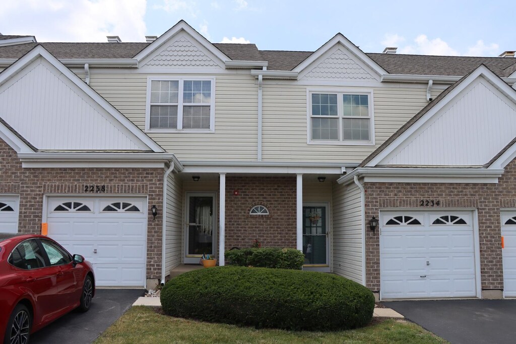 2234 S Elizabeth St, Lombard, IL 60148 - photo 1