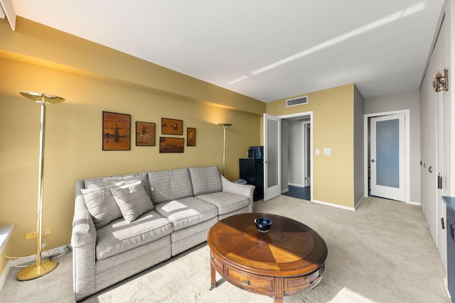 3200 N Lake Shore Dr N Unit 1910, Chicago, IL 60657 - living room featuring carpet and baseboards