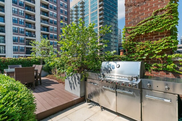 446 W Huron St, Chicago, IL 60654 - photo 56