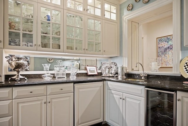 5 Woodley Rd, Winnetka, IL 60093 - indoor wet bar with wine cooler and crown molding