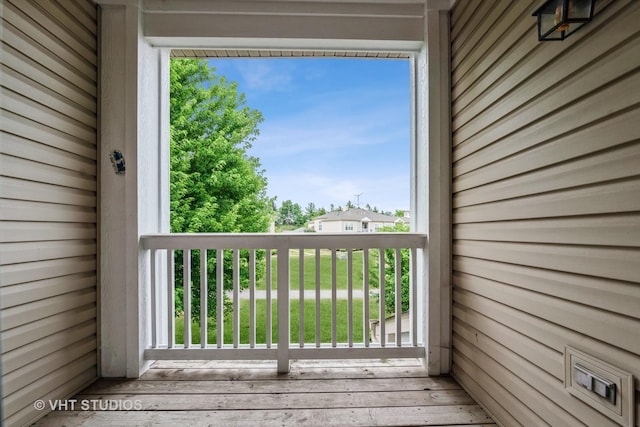 130 Clubhouse Ln Unit 029, Oswego, IL 60543 - view of deck