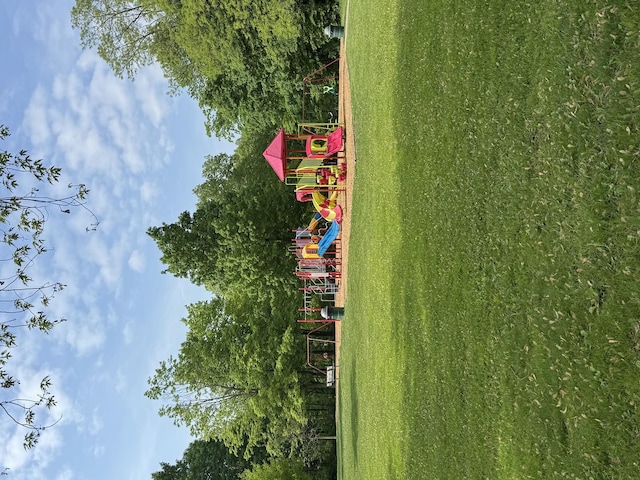 1905 Ezekiel Ave, Zion, IL 60099 - photo 14