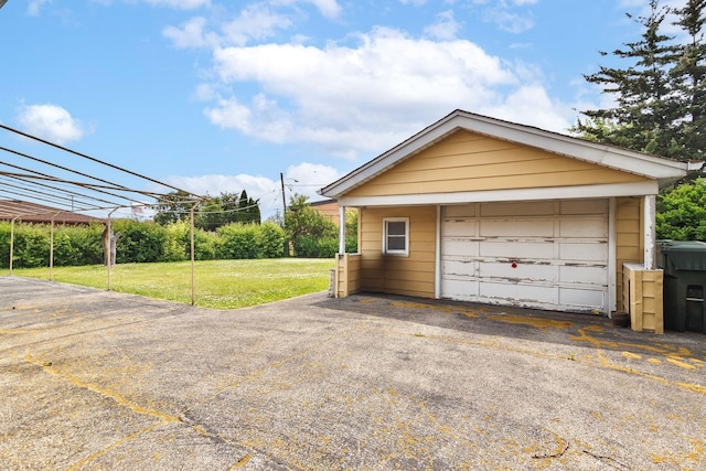 2727 Pauline Ave, Glenview, IL 60025 - view of detached garage