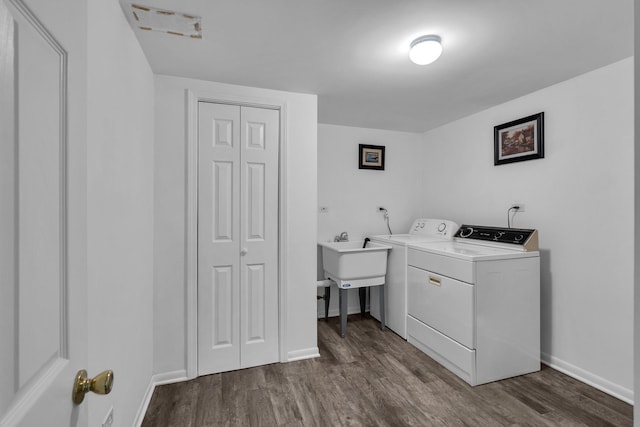 7644 W Norridge St, Norridge, IL 60706 - laundry area featuring dark wood finished floors and independent washer and dryer