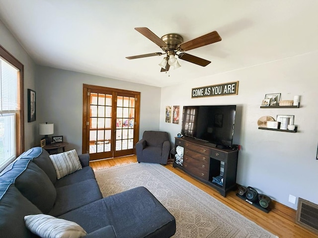 405 N Division Ave, Polo, IL 61064 - living area with wood finished floors and a ceiling fan