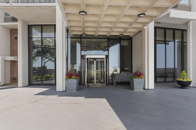 940 W Glenlake Ave Unit 24C, Chicago, IL 60660 - entrance to property