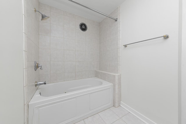 940 W Glenlake Ave Unit 24C, Chicago, IL 60660 - full bath featuring tile patterned flooring and shower / bathtub combination