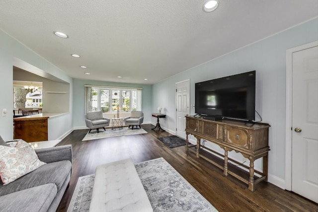 410 W Maude Ave, Arlington Heights, IL 60004 - living room featuring a chandelier, wood finished floors, and recessed lighting