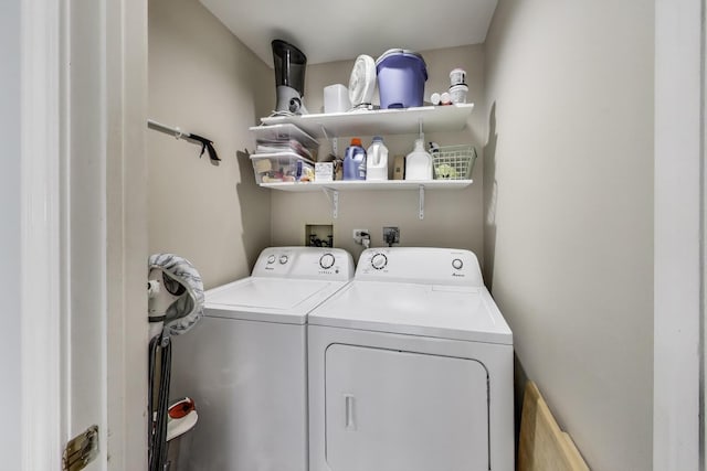 410 W Maude Ave, Arlington Heights, IL 60004 - washroom featuring washing machine and clothes dryer