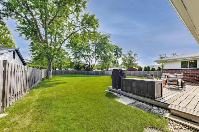 410 W Maude Ave, Arlington Heights, IL 60004 - fenced backyard featuring a wooden deck
