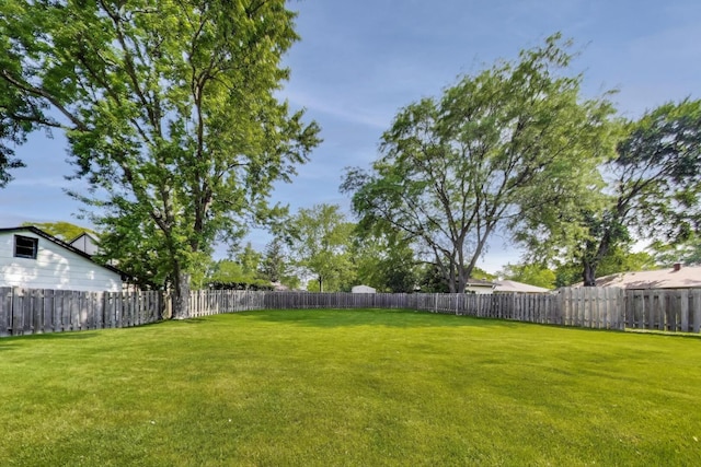 410 W Maude Ave, Arlington Heights, IL 60004 - view of fenced backyard