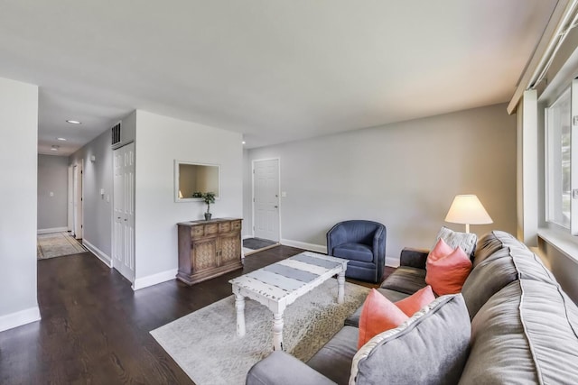 410 W Maude Ave, Arlington Heights, IL 60004 - living room featuring dark wood finished floors and recessed lighting