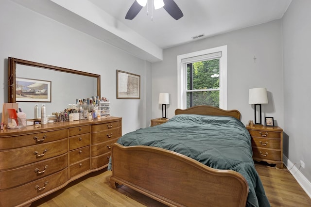 643 W Roscoe St Unit C1, Chicago, IL 60657 - bedroom with light wood-style flooring and a ceiling fan
