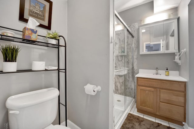 643 W Roscoe St Unit C1, Chicago, IL 60657 - full bath featuring a marble finish shower, vanity, and tile patterned flooring