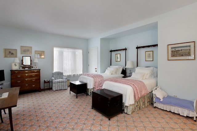 531 N Mayflower Rd Unit 531, Lake Forest, IL 60045 - bedroom with light colored carpet