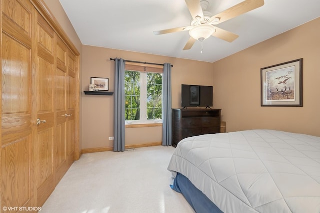 25397 N Northbridge Rd, Hawthorn Woods, IL 60047 - bedroom with light carpet and ceiling fan