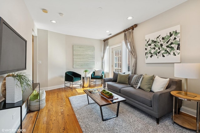 4332 N Sacramento Ave Unit 3S, Chicago, IL 60618 - living area with light wood-style flooring and recessed lighting