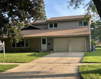 1106 W Milburn Ave, Mount Prospect, IL 60056 - photo 1