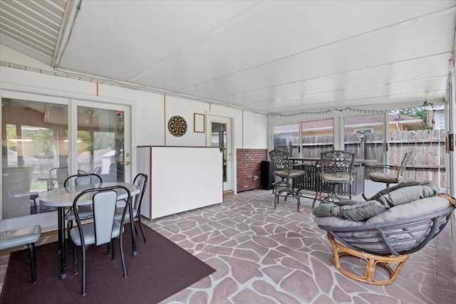 1960 Cherokee Rd, Carpentersville, IL 60110 - photo 15