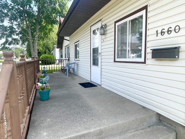 1660 Laharpe St, Lasalle, IL 61301 - view of patio