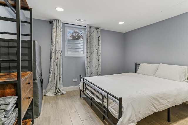 8081 Tennessee Ave, Willowbrook, IL 60527 - bedroom featuring recessed lighting and wood finished floors