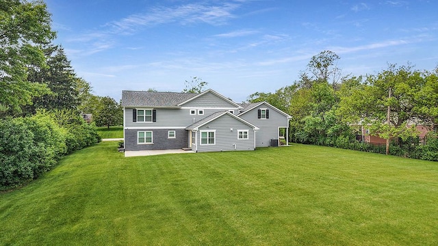 8081 Tennessee Ave, Willowbrook, IL 60527 - back of house featuring a yard and a patio area