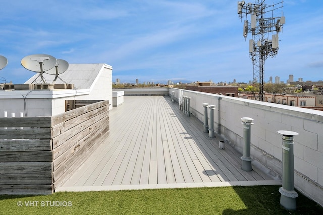 2442 N Clybourn Ave Unit 5S, Chicago, IL 60614 - view of wooden terrace