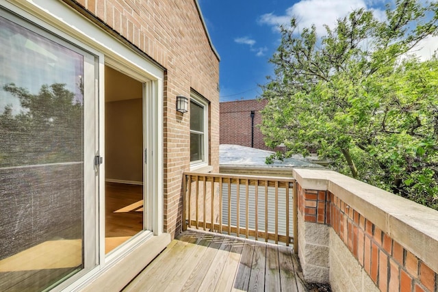 3319 N Seminary Ave Unit 3, Chicago, IL 60657 - view of wooden deck