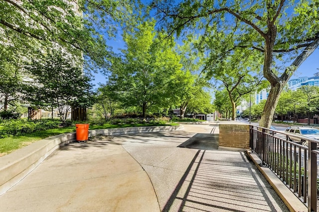 1560 N Sandburg Ter Unit 2403J, Chicago, IL 60610 - view of community