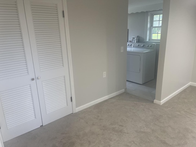 1530 S Greenwood Ave, Park Ridge, IL 60068 - laundry area featuring independent washer and dryer and carpet