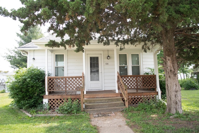 108 N Grove St, Harmon, IL 61042 - view of front of home with a porch