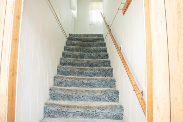 108 N Grove St, Harmon, IL 61042 - view of stairway