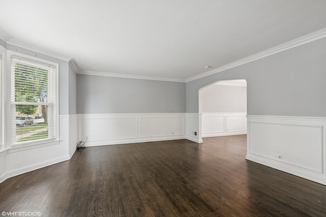 1628 Kenilworth Ave, Berwyn, IL 60402 - additional living space with wood finished floors and wainscoting