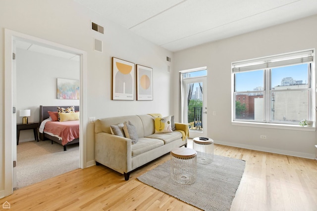 1515 N Wells St Unit 7D, Chicago, IL 60610 - living room featuring light wood finished floors