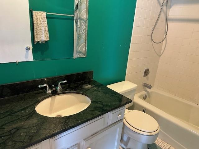 674 Pinecrest Dr Unit 203, Prospect Heights, IL 60070 - photo 10