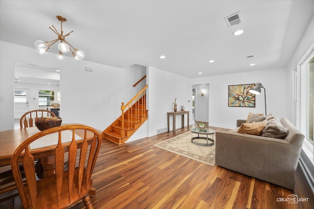 521 S Blanchard St, Wheaton, IL 60187 - photo 5