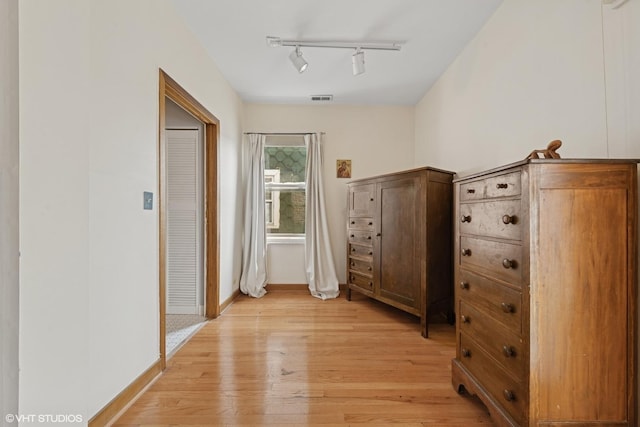 3432 S Union Ave, Chicago, IL 60616 - corridor with light wood finished floors and rail lighting