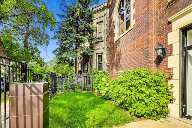 1847 N Kedzie Ave Unit 1N, Chicago, IL 60647 - view of yard