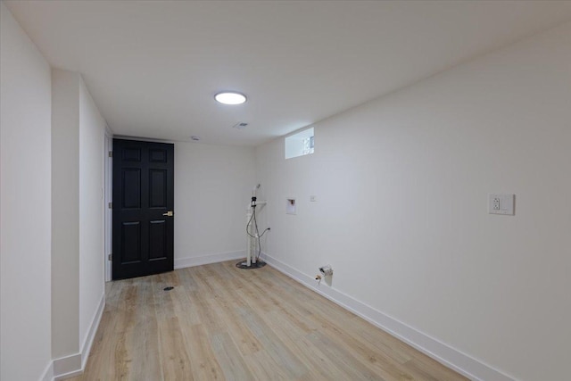 10011 S Princeton Ave, Chicago, IL 60628 - washroom with washer hookup, light wood-style floors, and gas dryer hookup