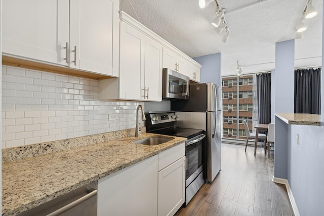 3110 N Sheridan Rd Unit 801, Chicago, IL 60657 - photo 5
