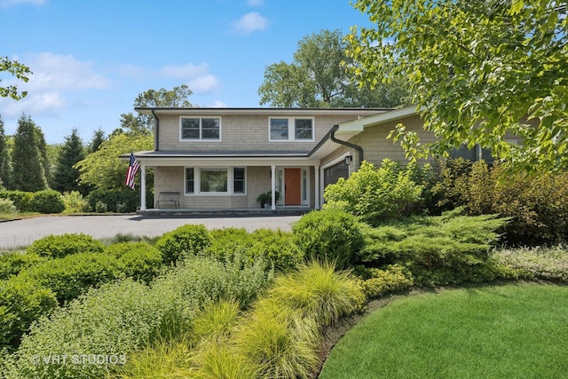 821 Sandstone Dr, Libertyville, IL 60048 - view of front of house featuring a porch