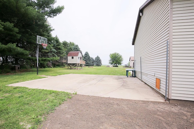 382 Keigwin Rd, Walnut, IL 61376 - view of patio / terrace with an outdoor structure