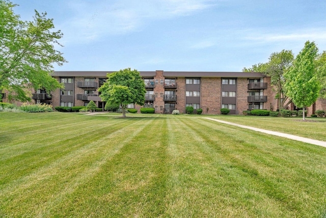 1422 Woodbridge Rd Unit 2E, Joliet, IL 60436 - view of apartment building / complex